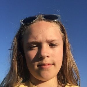 Meet your Posher, Kora